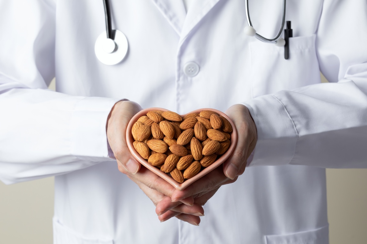Gli esperti mondiali concordano: le mandorle apportano benefici alla salute cardiometabolica e aiutano a controllare il peso
